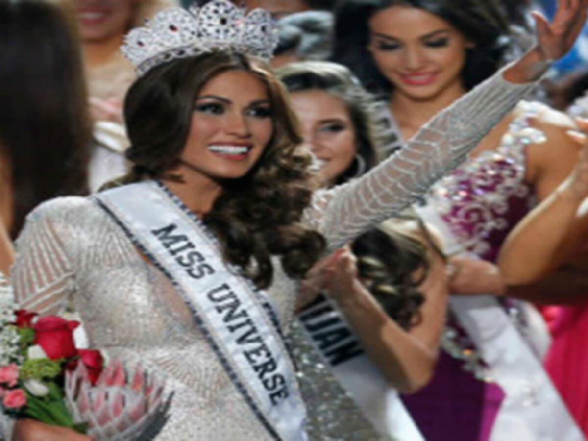 Boxing champ Manny Pacquiao to judge Miss Universe 2015