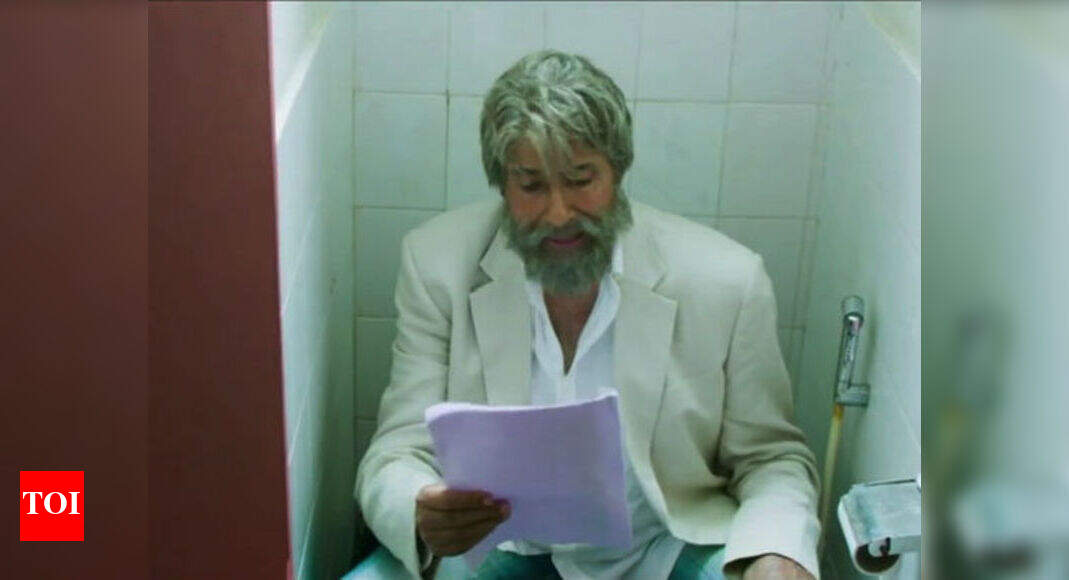 Amitabh Bachchan: I’m a bathroom singer | Hindi Movie News - Times of India