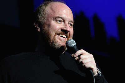 Louis CK wears Charlie Hebdo T-shirt on stage