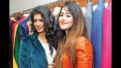Pawan Sachdeva hosted a party at his store in Naraina in Delhi