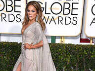 Pale colours dominate Golden Globes red carpet