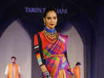 Lisa Haydon walks for Tarun Tahiliani