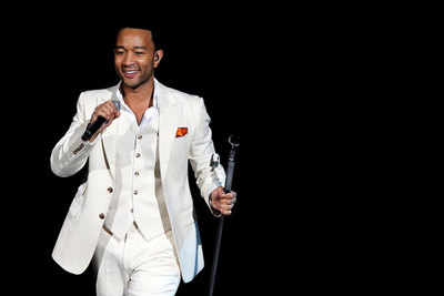Idina Menzel, John Legend to perform at Super Bowl