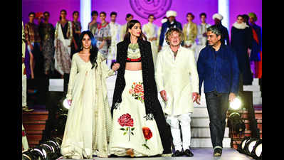 Sonam Kapoor walks the ramp in Gujarat