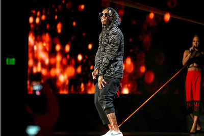 Lil Wayne announces mixtape release date