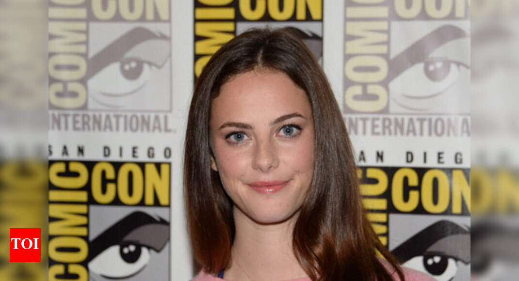 Kaya scodelario zodiac sign - Zodiacstock.com