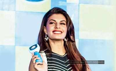 Jacqueline launched Scholl Velvet Smooth Express Pedi electronic foot file in Mumbai