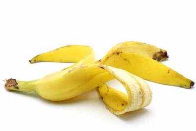 8 ways how you can make use of banana peels