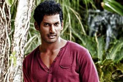 Rajesh approaches Vishal for a cameo