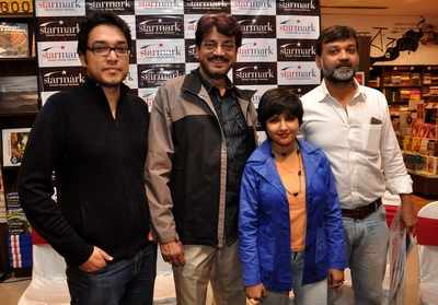 Srijit launches Chotushkone DVD
