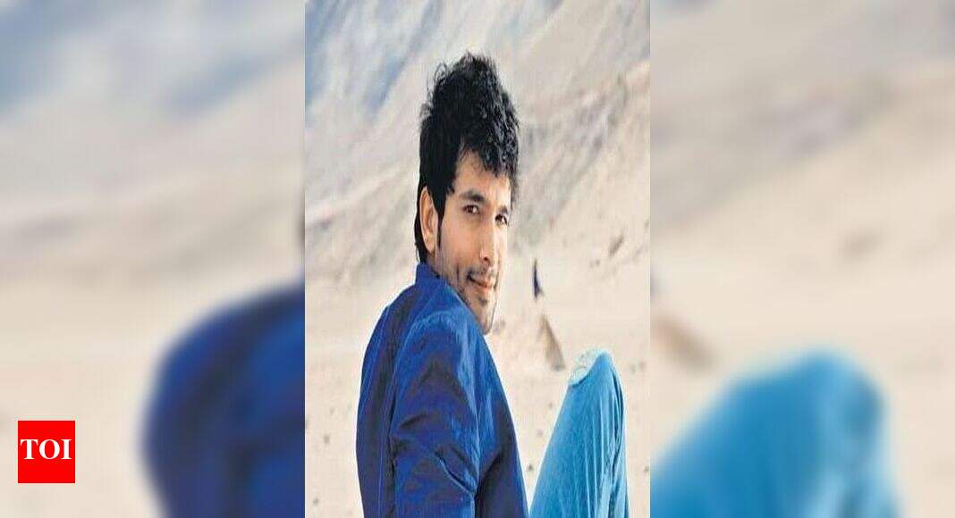 Watch Diganth on the small screen - Times of India