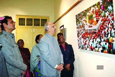 Anand Van photography exhibition held in Varanasi