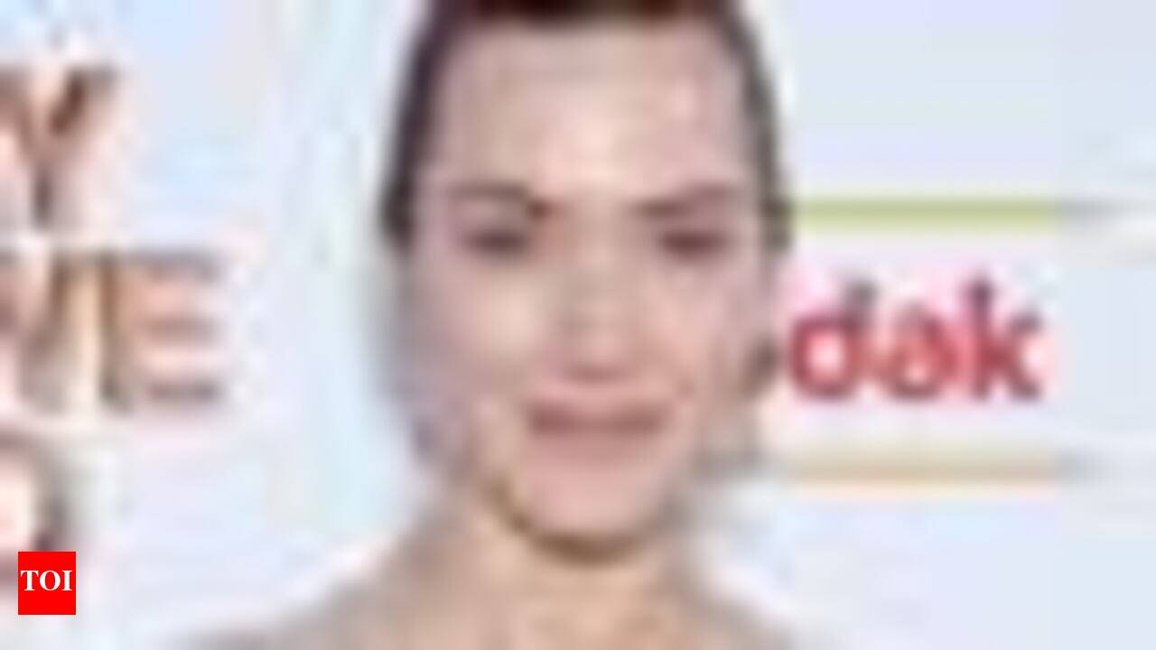 Kate on stripping: Its not a big deal | English Movie News - Times of India