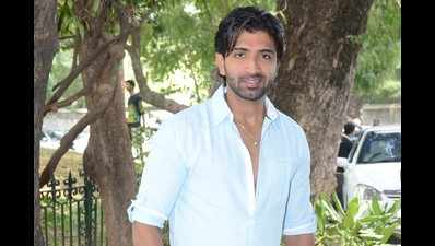 Arun Vijay graced Madras Metro Round Table 95's Top Gun Golf Classic 2015 held in Chennai