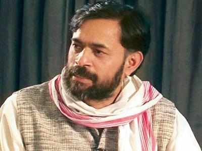 BJP panicked when Modi rally failed, started making mistakes, Yogendra Yadav says