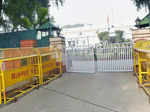 Govt asks Cong to vacate properties