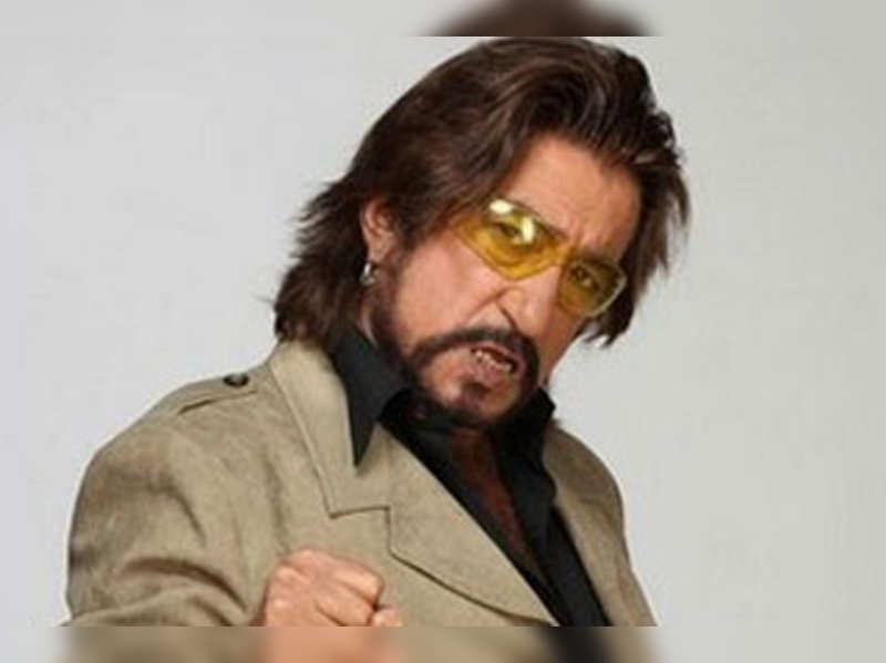 Shakti Kapoor Shakti Kapoor Strikes Up A Conversation With Androgynous 