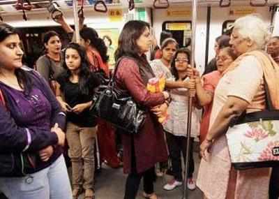 ‘Armed escorts in all ladies coaches must’