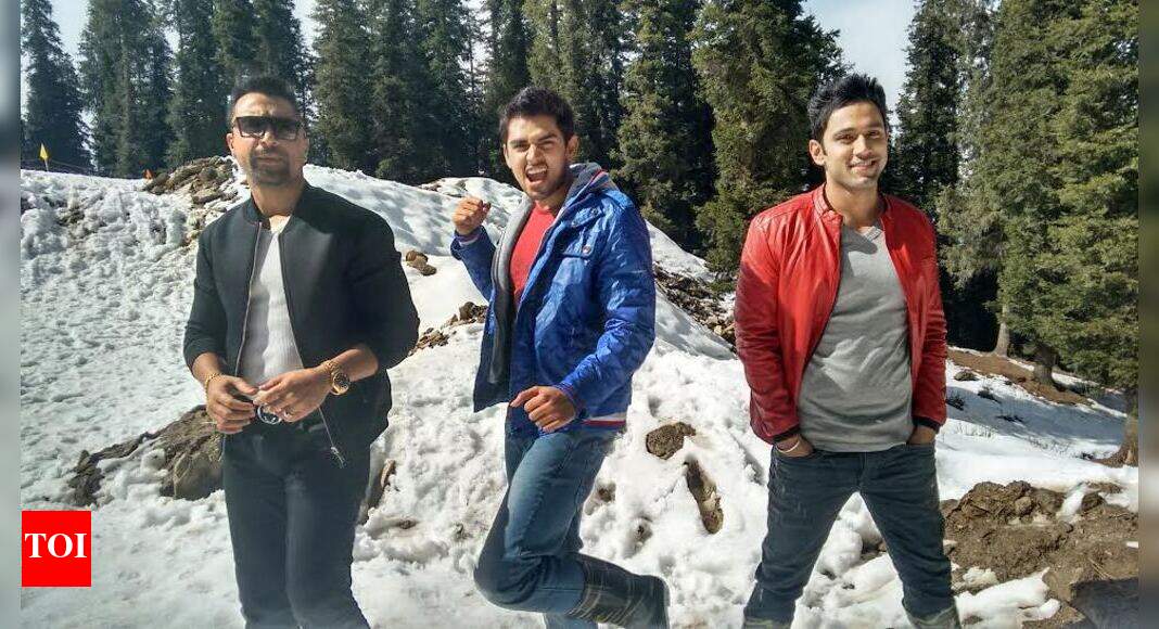 Ajaz Khan, Sahil Anand and Harsh Nagar shoot in Shimla | Hindi Movie ...