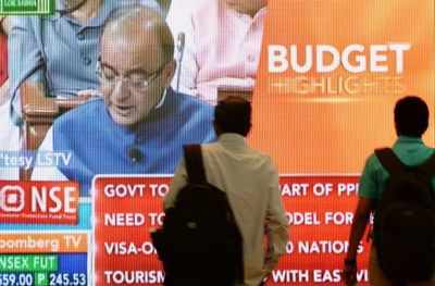 Union Budget 2015 raises tax deduction limit to Rs 4.44 lakh for I-T payer
