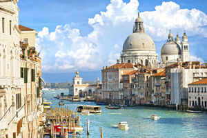 Venice Travel Guide
