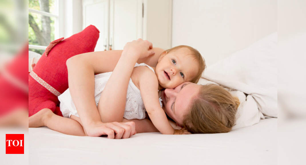 Incredible health benefits of cuddling - Times of India