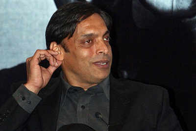 World Cup 2015: Shoaib Akhtar criticised for mocking Pakistan cricket on Indian show