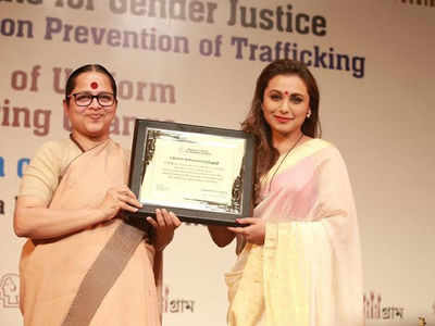 Rani Mukerji awarded for highlighting women's safety