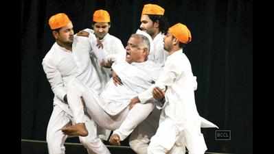 'Singhasan Khali Hai' staged at Shaheed Bhavan in Bhopal