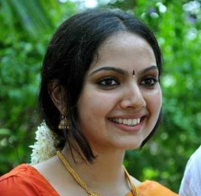 Samvritha Sunil is a mom | Malayalam Movie News - Times of India