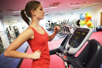 7 ways to make treadmill workout more interesting