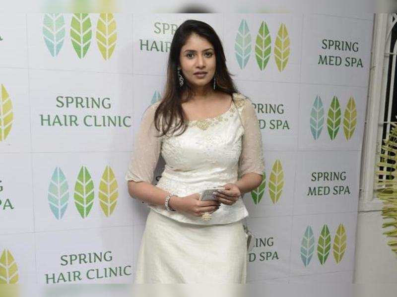 Sangavi jazzed up the glam element at the launch of Spring Hair Spa in  Chennai | Events Movie News - Times of India