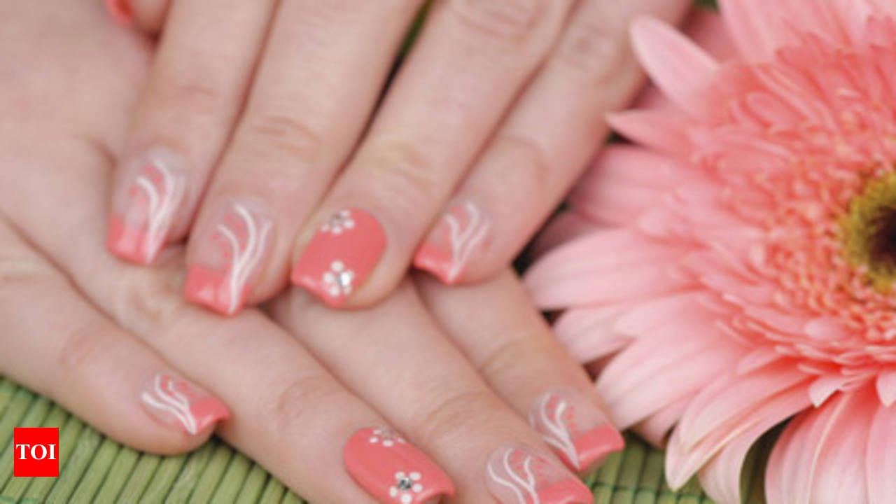 Valentine's Day Manicures with Nail Art You'll Fall in Love With - FASHION  Magazine