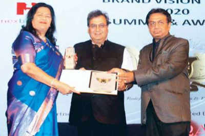 Grace Pinto receives the Brand Visionary Award 2015 in Delhi