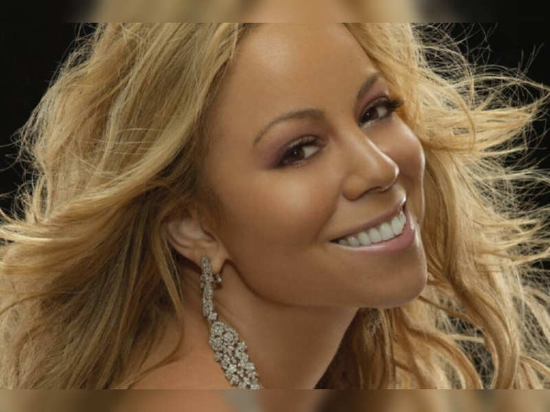 Sony Music Entertainment.: Mariah Carey officially signs with Epic ...