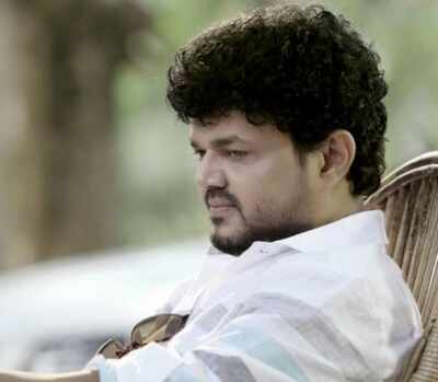 Nadirsha turns lyricist