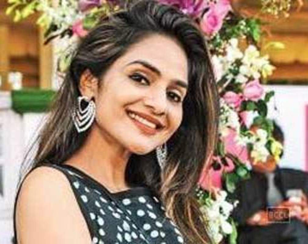 
Madhoo to debut on TV
