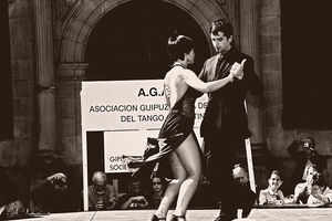 Tango