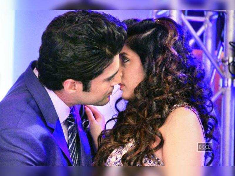 Reporters: Rajeev Khandelwal and Kritika Kamra clarify the slapgate