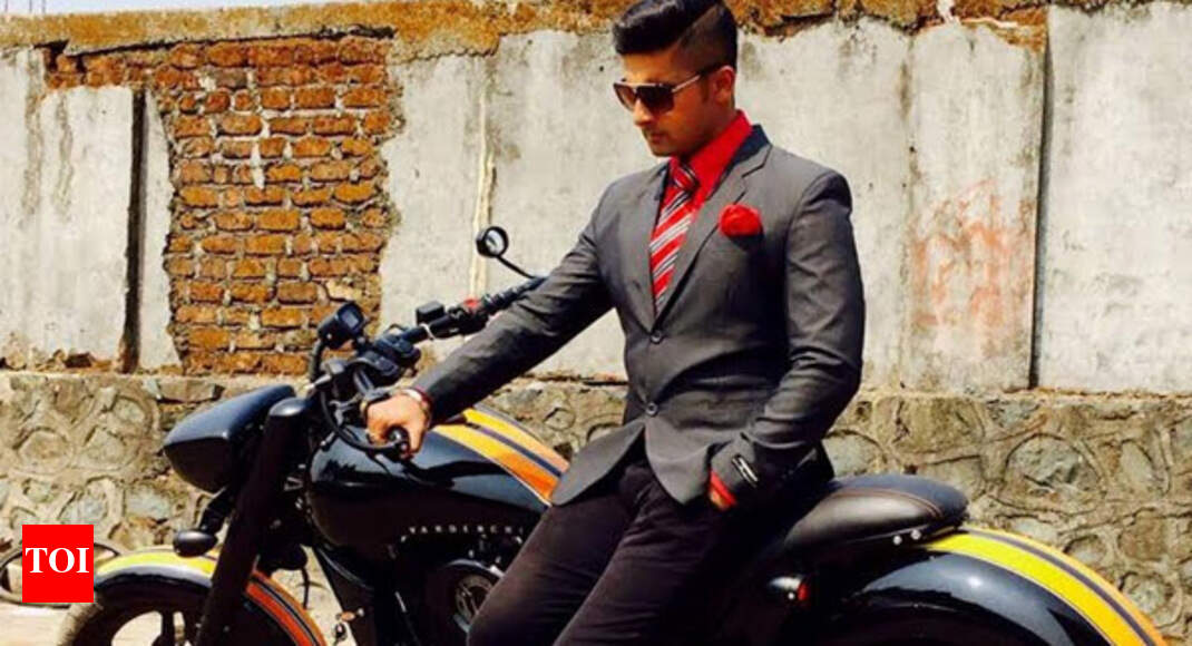 Jamai Raja' Ravi Dubey gets a super-stylish customized bike gifted by his wife Sargun! - Times of India Jamai Raja' Ravi Dubey gets a super-stylish customized bike gifted by his wife Sargun! - Times of India