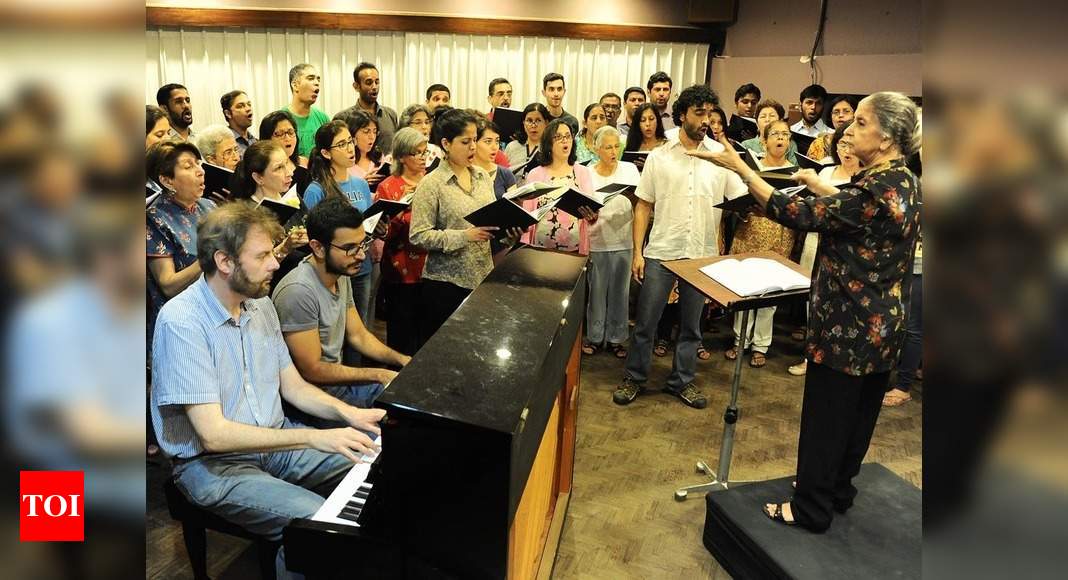 City Chorus Sings Cradle Song Composer S Grave Masterpiece Mumbai News Times Of India