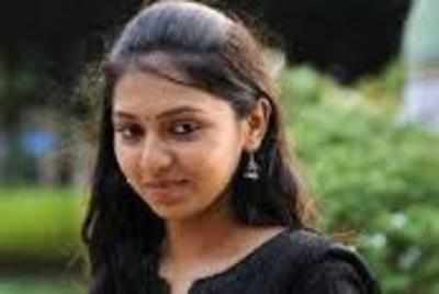 400px x 268px - Lakshmi Menon will not quit movies | Malayalam Movie News - Times of India