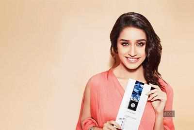 Shraddha Kapoor at the new collection launch of Spectacular Solitaires in Mumbai