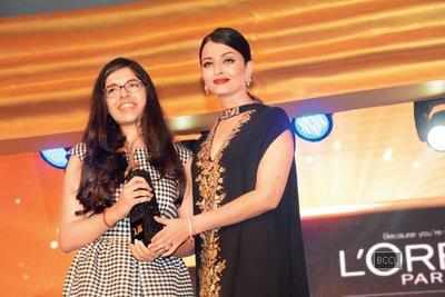 Katrina Kaif attends L'Oréal Paris Femina Women Awards 2015 in Mumbai