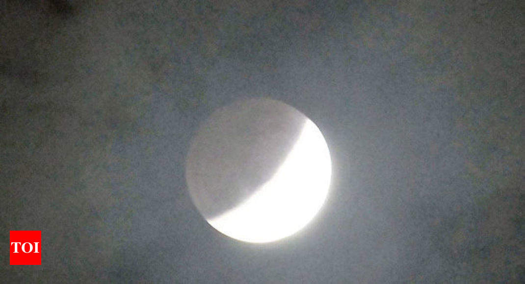 Lunar eclipse on April 4 to be visible all over India Times of India