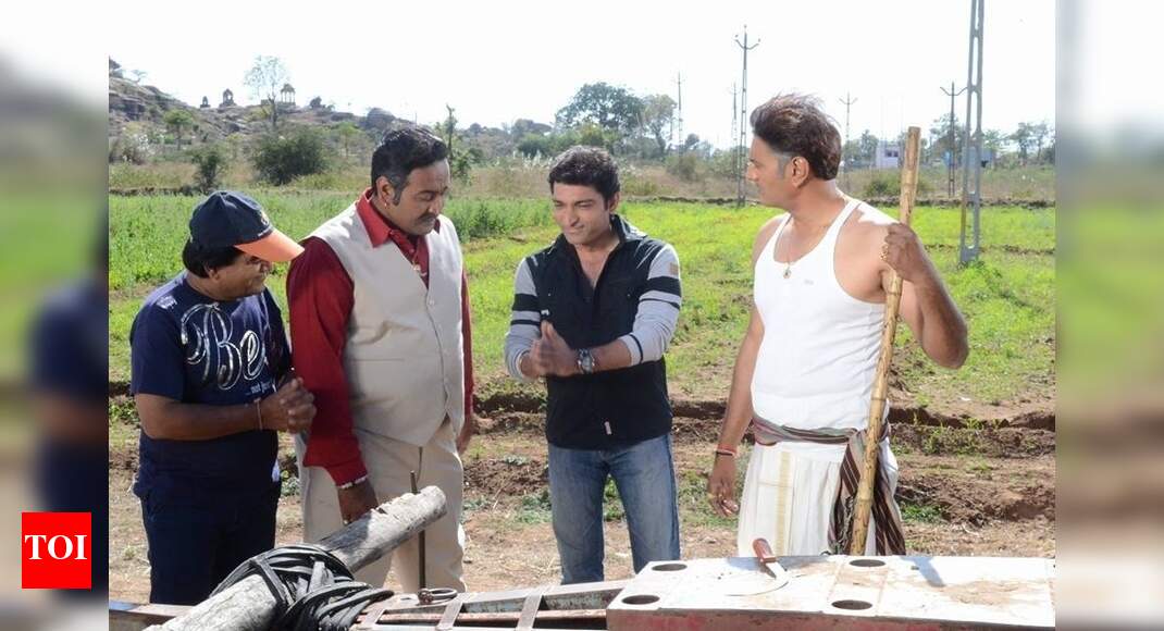 Ratan Rangwani and Maulik Mehta work on a TV show - The Times of India