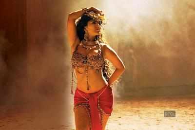 Hot Belly Dance Sex Sunny Leone Xxx - Sunny Leone sports various avatars in 'Ek Paheli Leela' | Hindi Movie News  - Times of India
