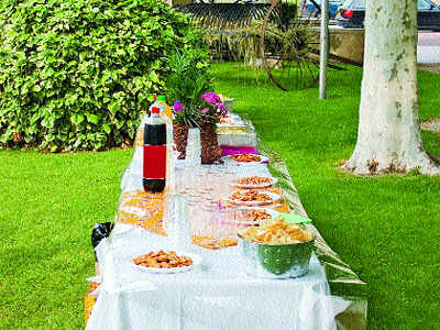 How to throw the perfect garden party