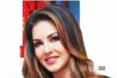 Who was Sunny Leone's favourite contestant during Miss India? | Hindi ...