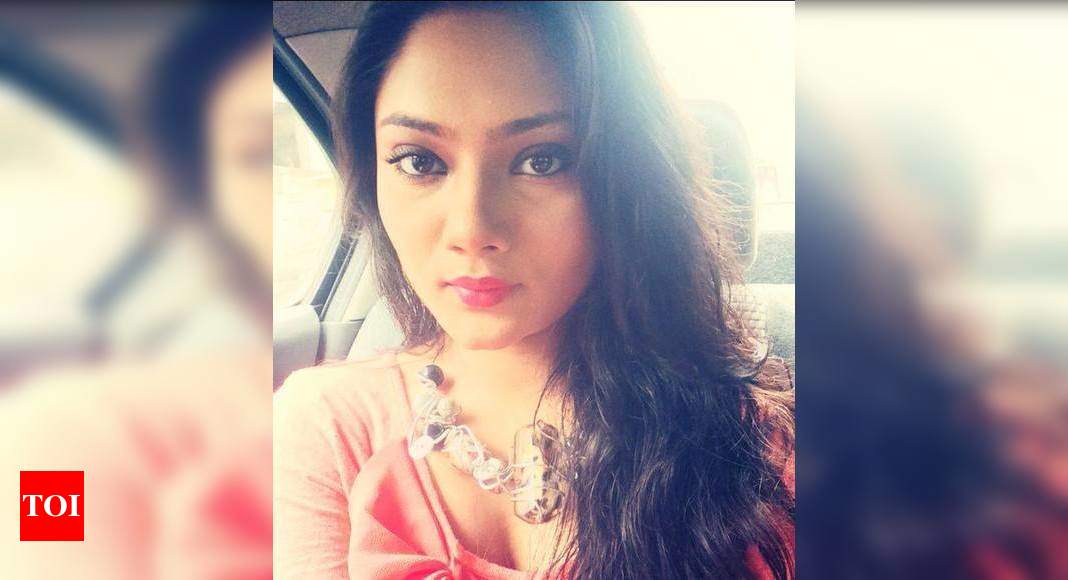 Disha Ganguly suicide case: Police recovers phone and diary | Bengali ...